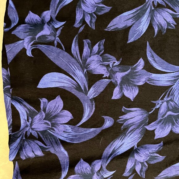 Loft Vibrant colors Skirt- Size 6P - Picture 3 of 8